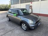 MINI Mini Cooper Clubman 1.6 16V S - silberne MINI Cooper S Clubman