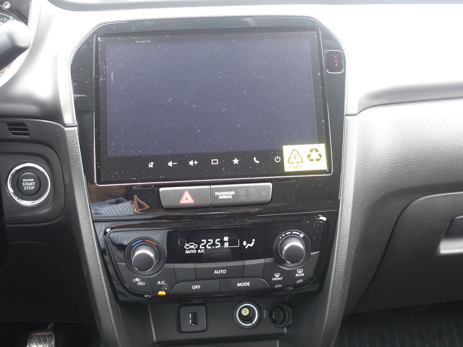 Fahrzeugabbildung Suzuki Vitara 1.4 Comfort 6-Stufen Automatik Navi,SHZ