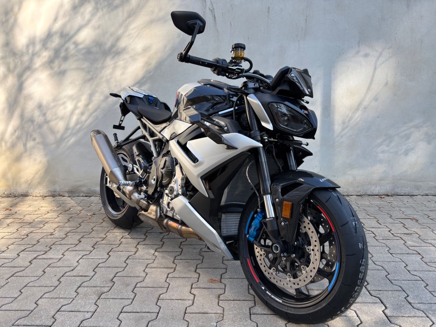 Fahrzeugabbildung BMW M 1000 R M Competition Paket