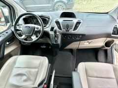 Fahrzeugabbildung Tourneo Custom L1 Titanium 2.0 TDCi 8x Sitze