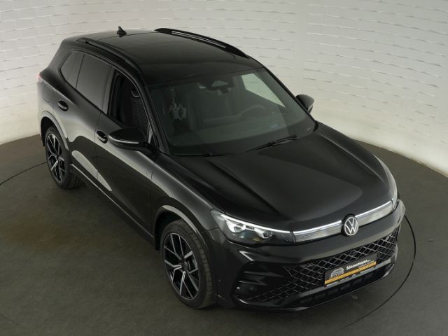 Tiguan R-LINE TSI DSG 4MOTION+AHK+MATRIX LED+NAV