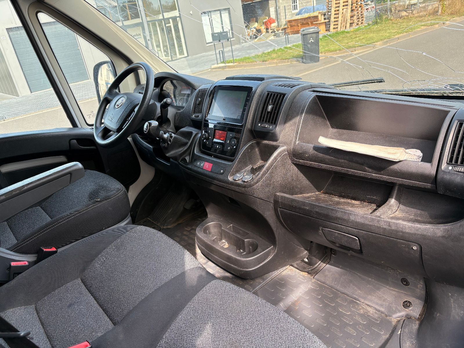 Fahrzeugabbildung Fiat  Ducato Maxi Grossr.-Kasten 35 140 L5H2 RS: 4035