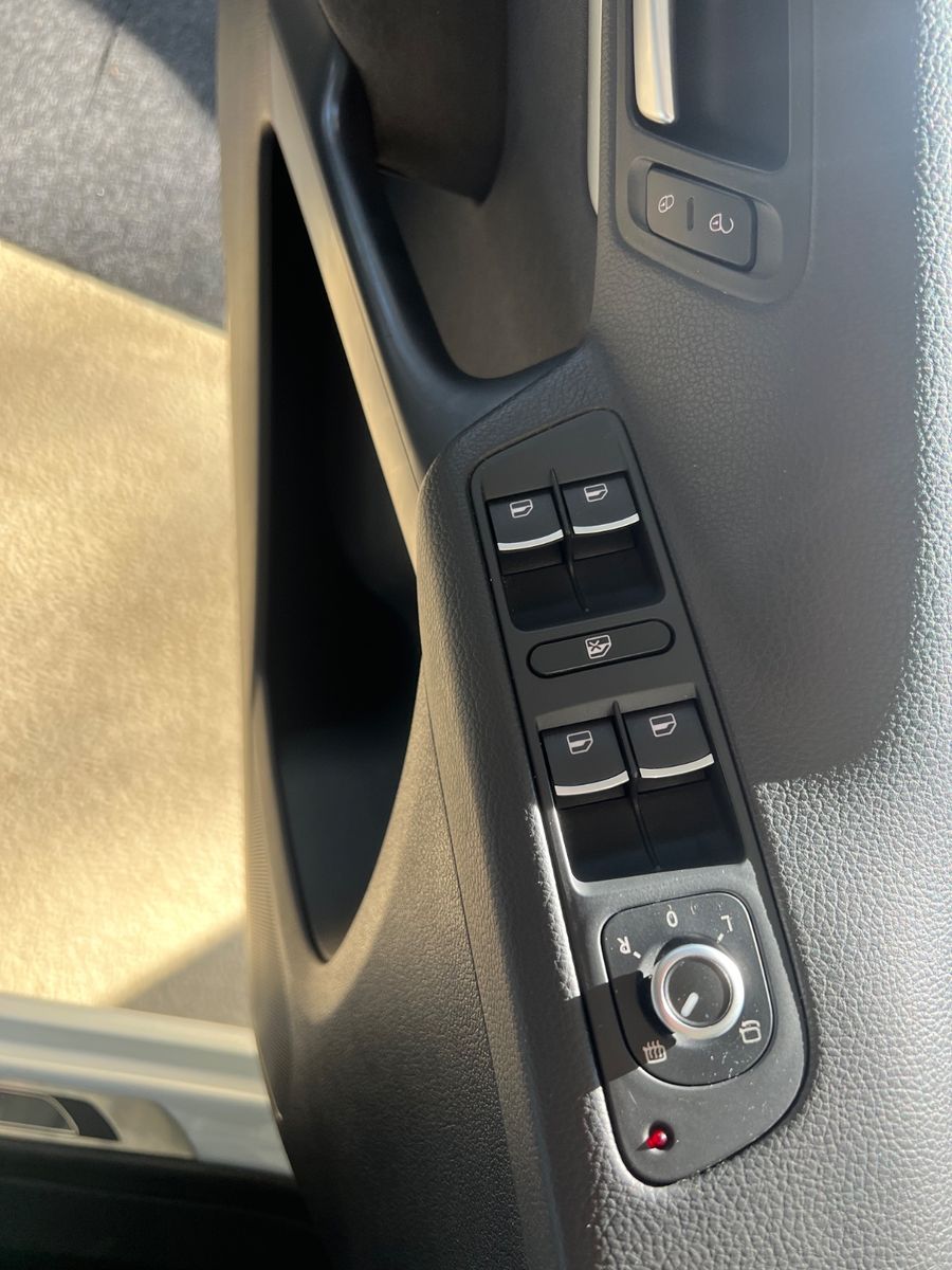 Fahrzeugabbildung Volkswagen Tiguan Cup Sport & Style DSG
