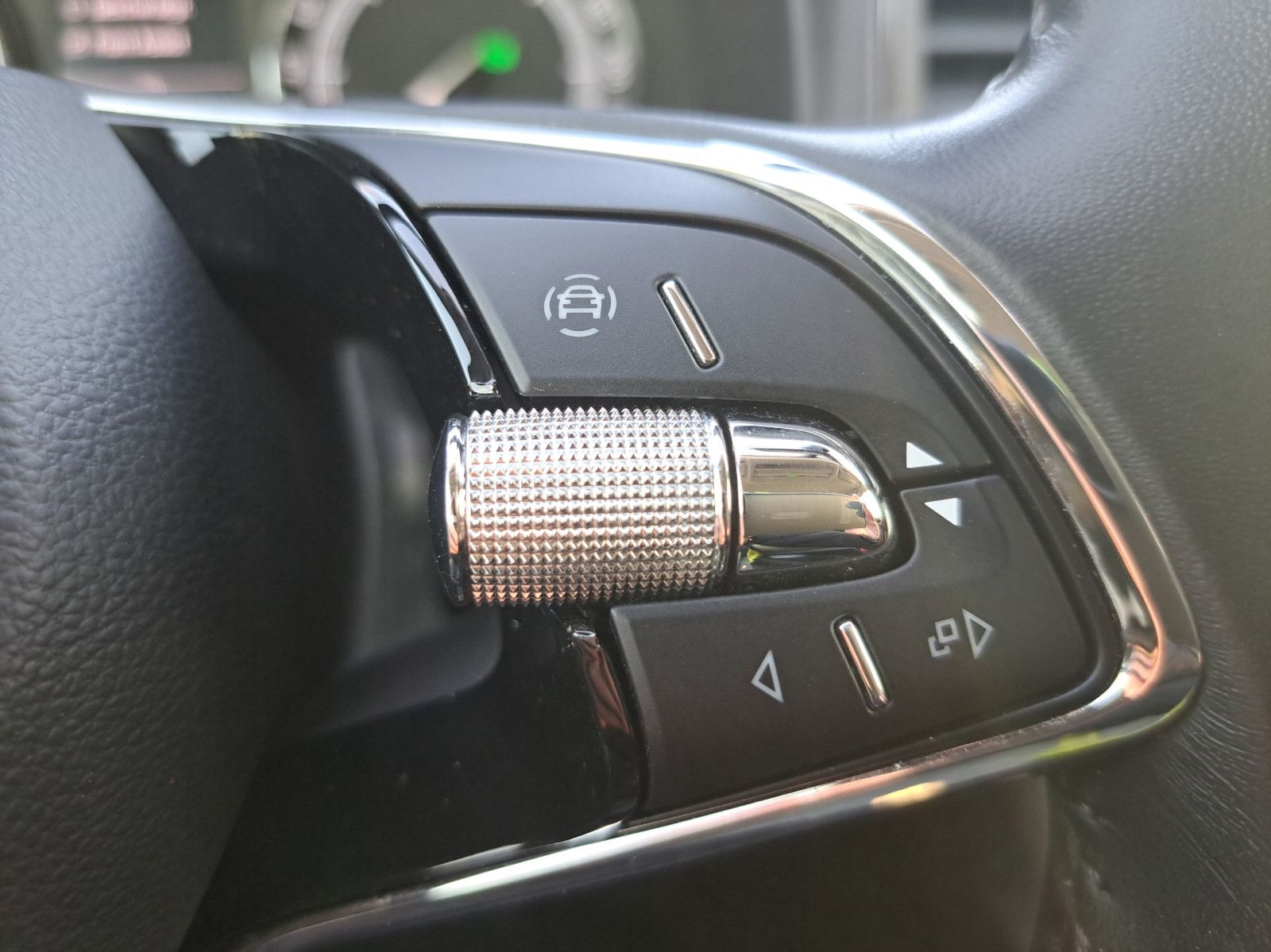 Karoq Ambition 1.5 TSI DSG Klima