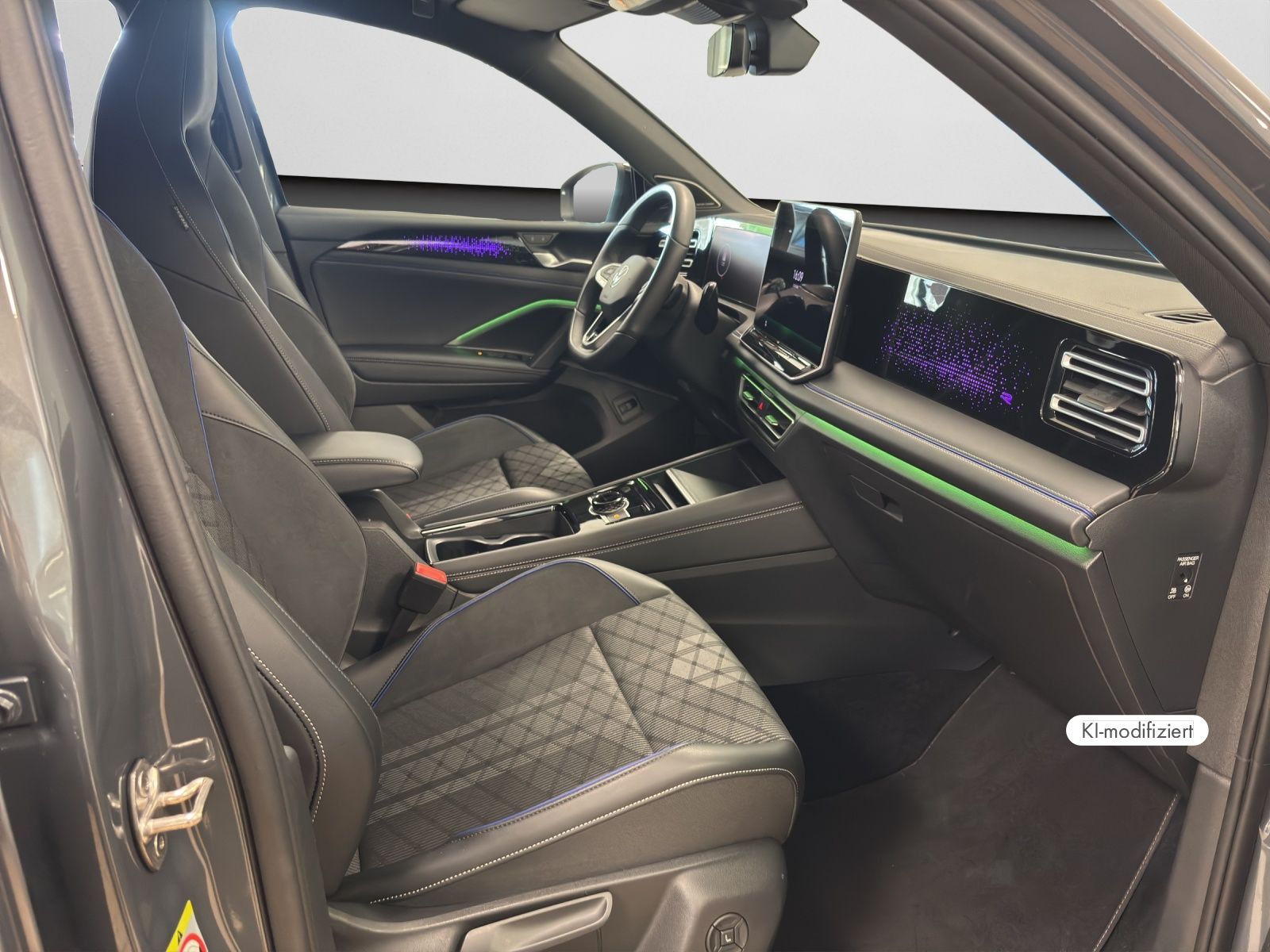 Volkswagen Tiguan 2.0 TDI R-Line BlackStyle Standheizung H& foto 4