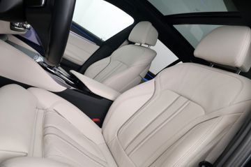 BMW 530i Touring M Sport Komfortsitz PANO ACC HUD