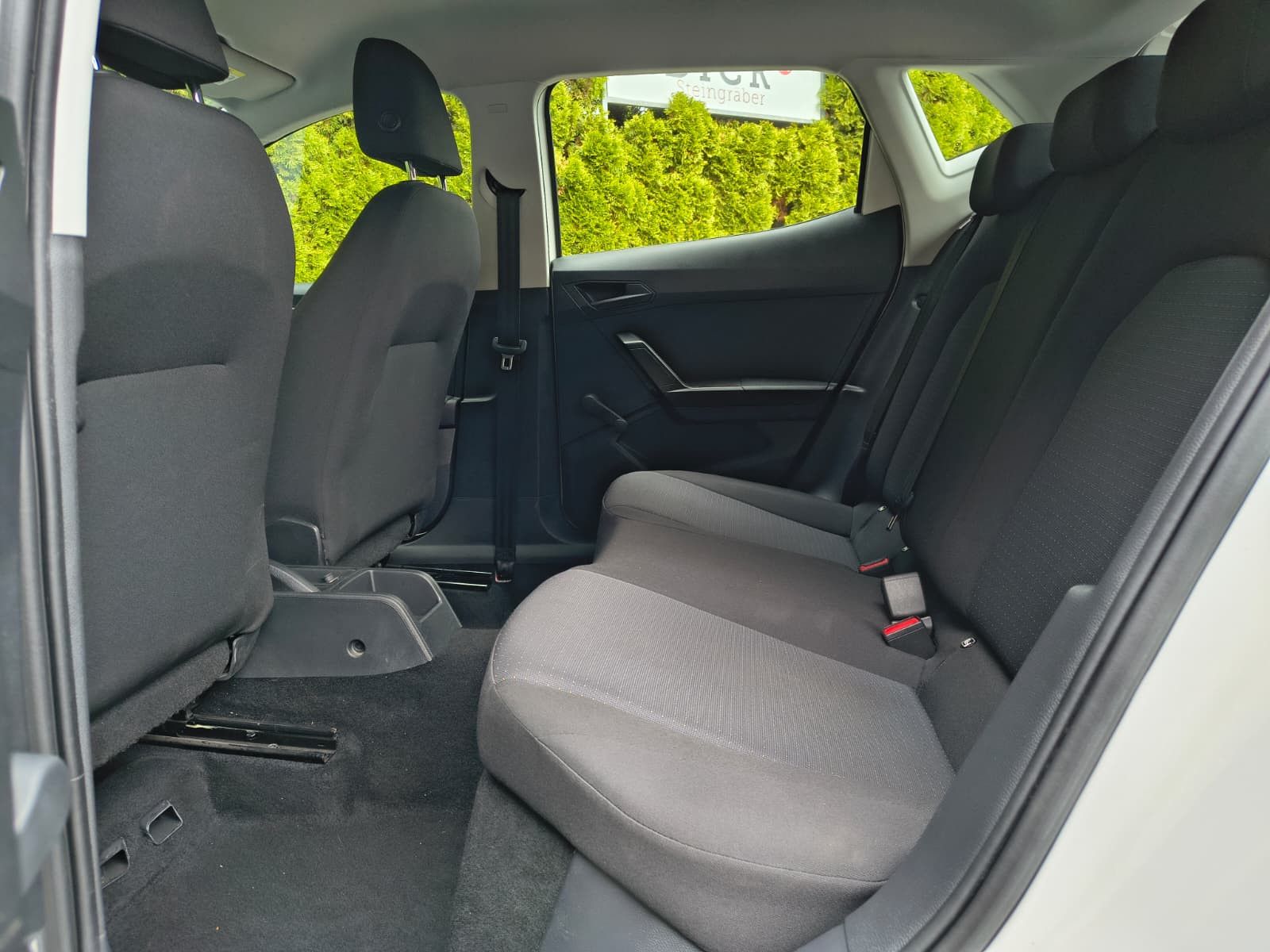 Fahrzeugabbildung SEAT Ibiza 1.0 TSI Style LED+SHZ+WINTER+SPUR+DAB+TEMP