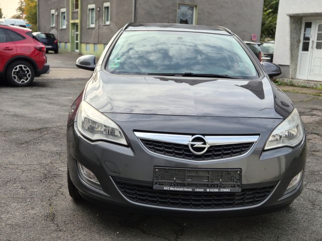 Opel Astra J Sports Tourer 150 Jahre Opel