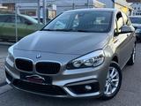 BMW 220i Active Tourer Automatik/NAVI/PDC/SHZ/ - BMW 220 Active Tourer: Automatik