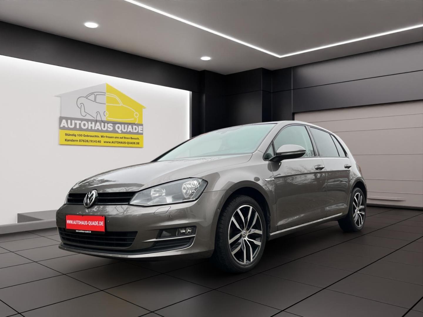 Volkswagen Golf VII Cup Glasdach, Alu, Scheckheft, Service-