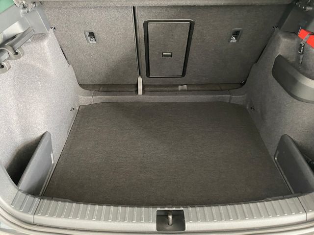 Karoq CLEVER 125 1.5 TSI NAVI+SHZ+EPH
