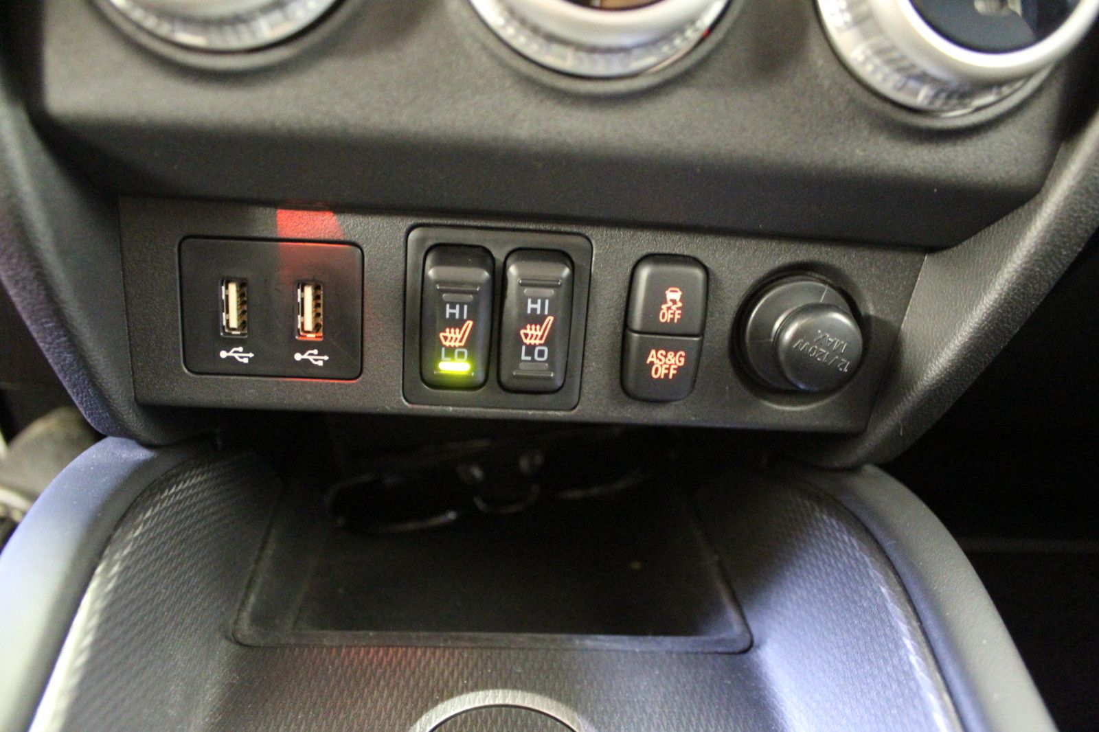 Fahrzeugabbildung Mitsubishi ASX 2.0 MIVEC CVT 2WD Spirit+