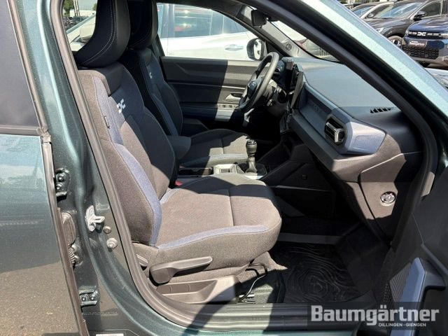 Fahrzeugabbildung Dacia Duster Journey TCe 130 InNature Sleep Pack/City- - mit KI generiert/bearbeitet