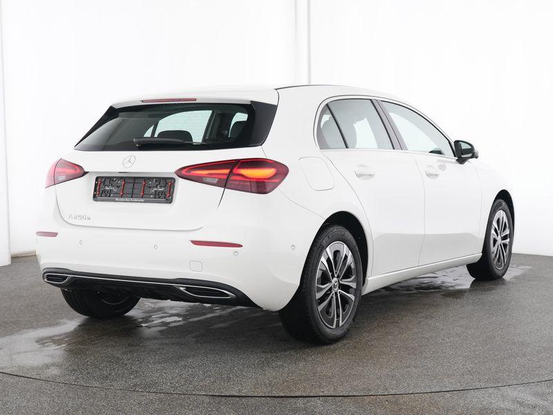 Mercedes-Benz A 250 e , PROGRESSIVE 360 DISTR KAMERA SPUR PDC