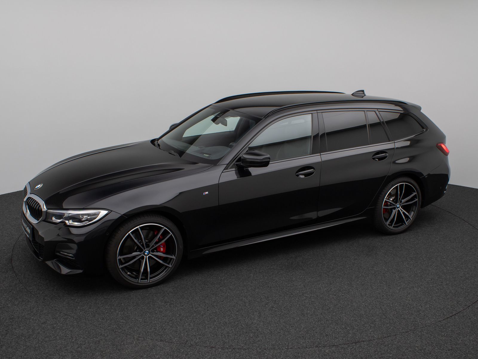 Fahrzeugabbildung BMW 330d xD M Sport Kamera HUD DAB H/K LED 19Zoll