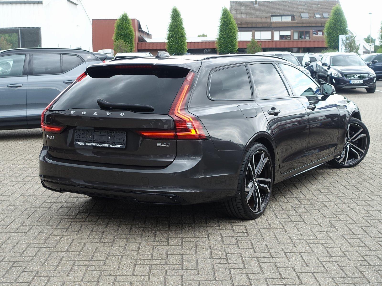 Volvo V90 B4 Diesel AWD R-Design Pano/360°/Standh/H&K