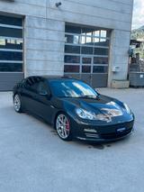 Porsche Panamera 4 S - Porsche Panamera mit Benzin-Antrieb: Automatik