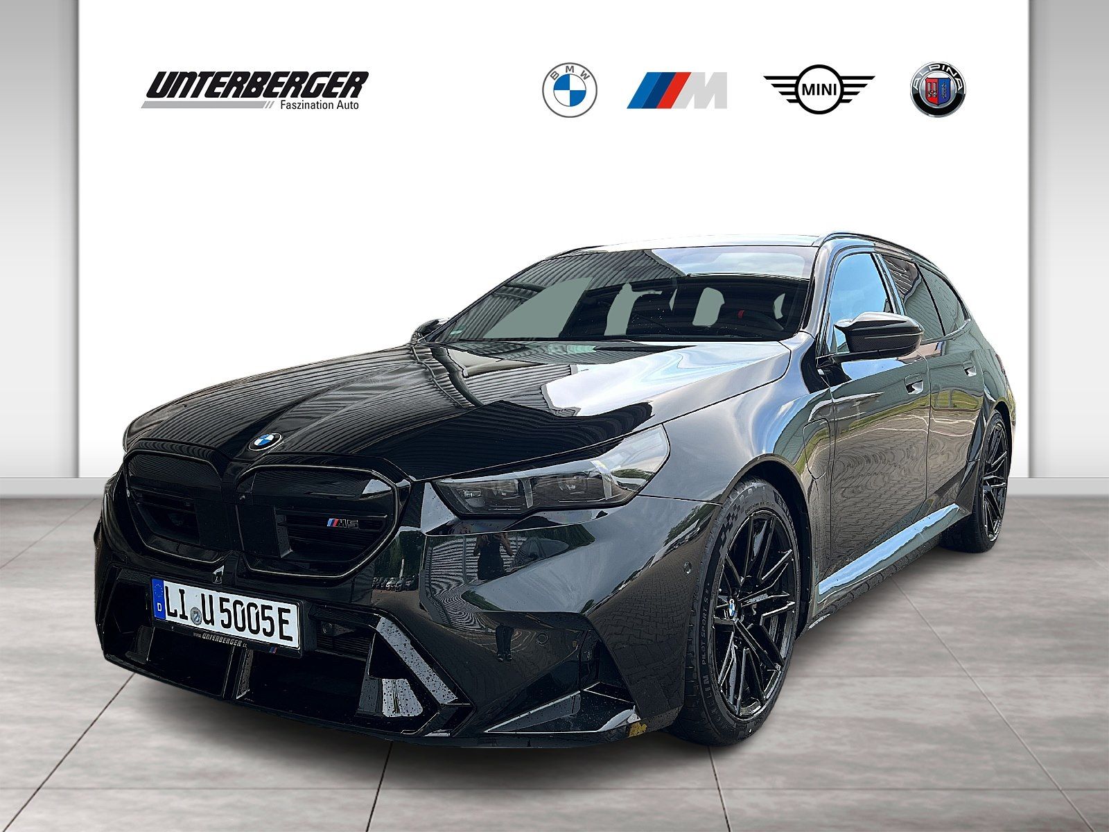 BMW M5 Touring Carbon Keramik, B&W, AHK, Ultimate Pa