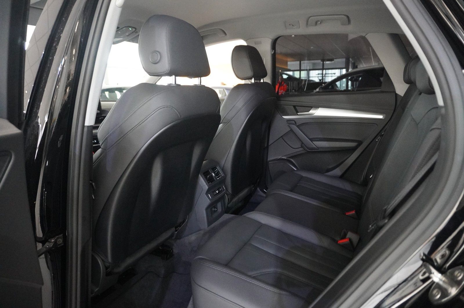Fahrzeugabbildung Audi Q5 35 TDI ADVANCED NAVI/LED/KAMERA/VIRT/LEDER/SH