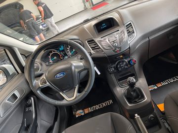 Ford Fiesta Trend 5-Türer *KLIMA*SZHZ*EURO6*TÜV-2027*