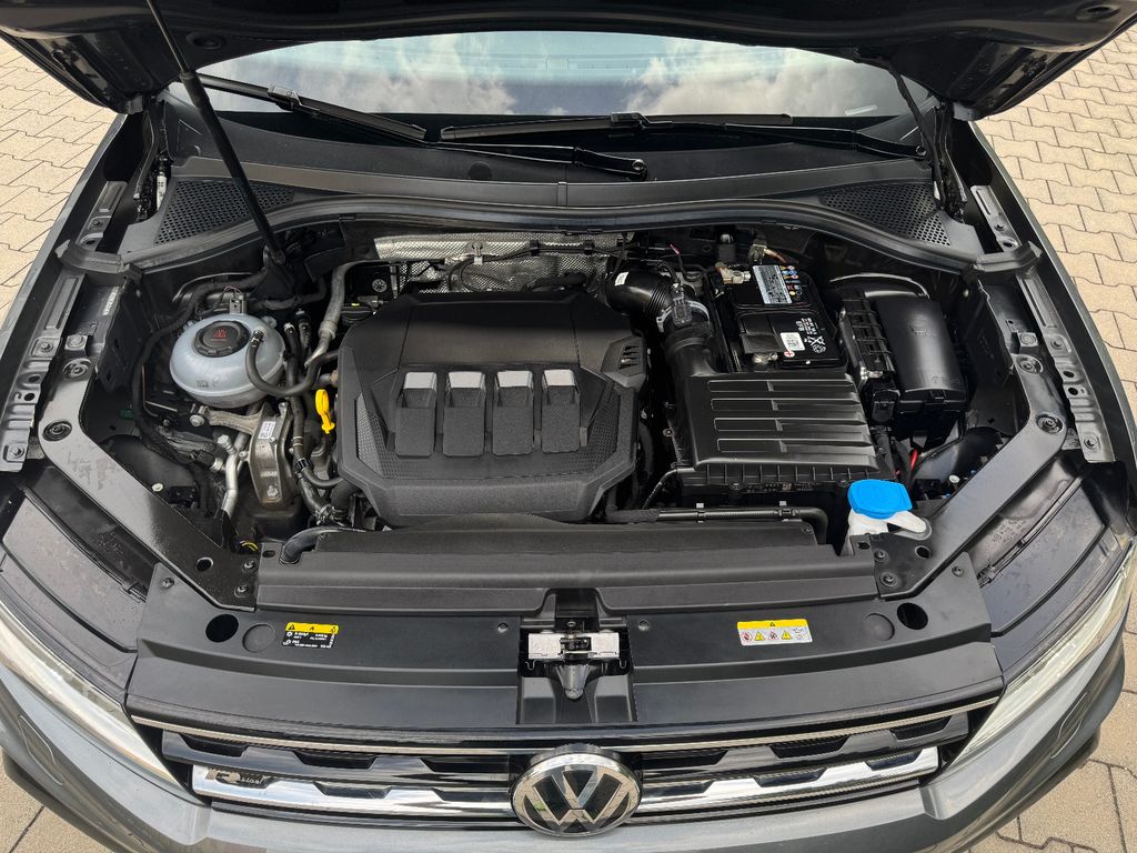 VW Tiguan 2.0 TSI 4Motion R-Line VW Tiguan 2.0 TSI 4Motion R-Line