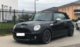 MINI John Cooper Works Cabrio schwarz  - MINI John Cooper Works Cabrio mit Schiebedach
