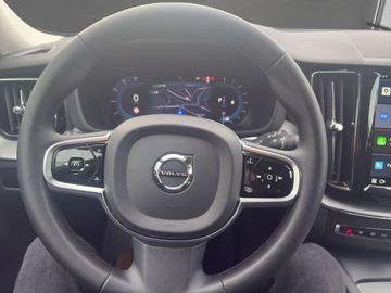 Volvo XC60 Plus Dark 2WD