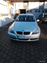 BMW Auto BMW E 90i - BMW i3 Unfallwagen