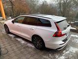 Volvo V60 T6 Recharge AWD Geartronic R Design Rech... - Volvo V60 von privat