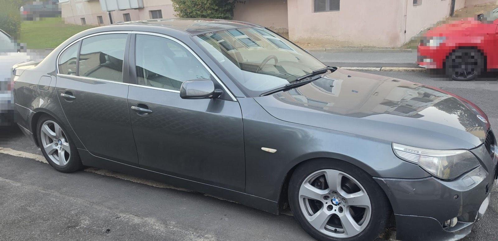 BMW 530