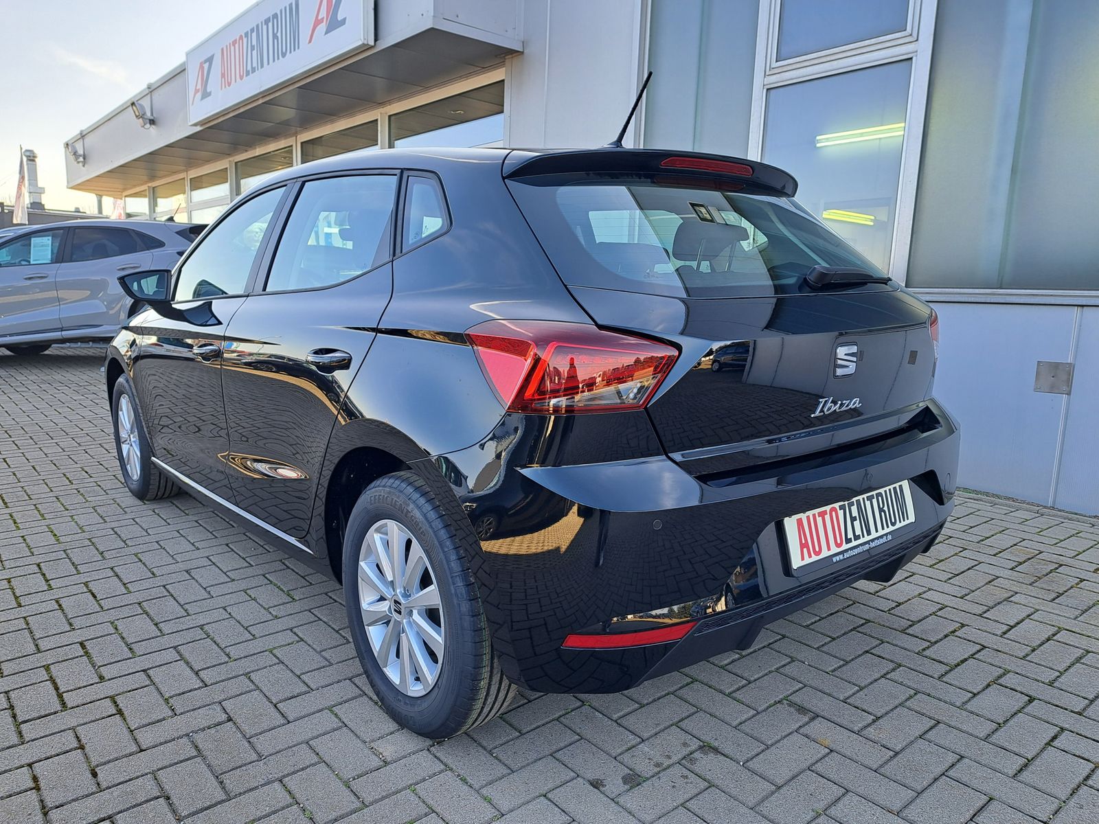 Fahrzeugabbildung SEAT Ibiza 1.0 TSI LED KAMERA WINTERPAKET FULL-LINK