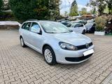 Volkswagen Golf 1.6 TDI Comfortline Variant - Volkswagen Golf aus 2012: Kombi