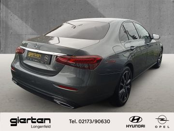 Mercedes E 200 - 5