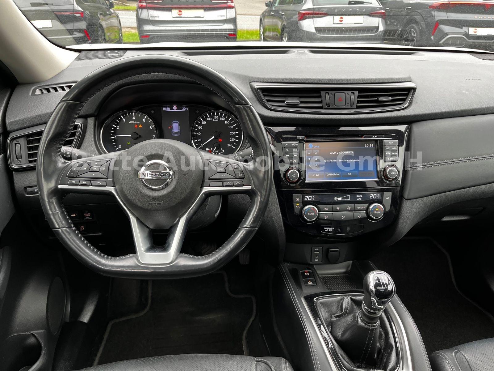 Nissan X-Trail 1.6 DIG-T Tekna *NAVI*LED*PANO*AHK*360°