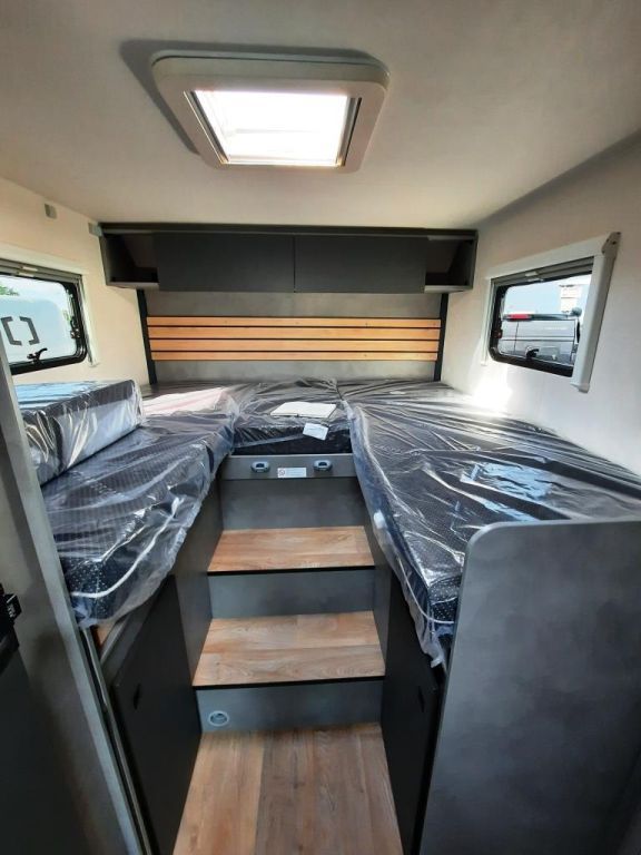 Fahrzeug Übersicht 10 Fahrzeugabbildung Crosscamp EXPDN 7.4 E Verfüg./Sparen Sie 5.558,- €