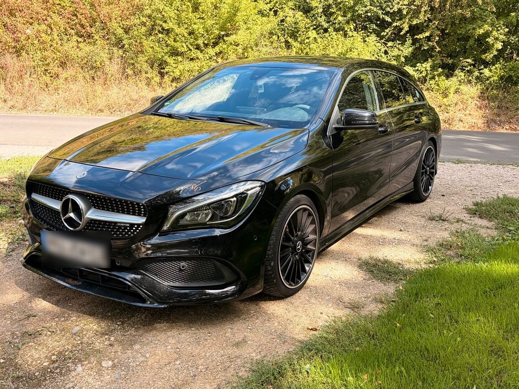 Image of Mercedes-Benz CLA 220