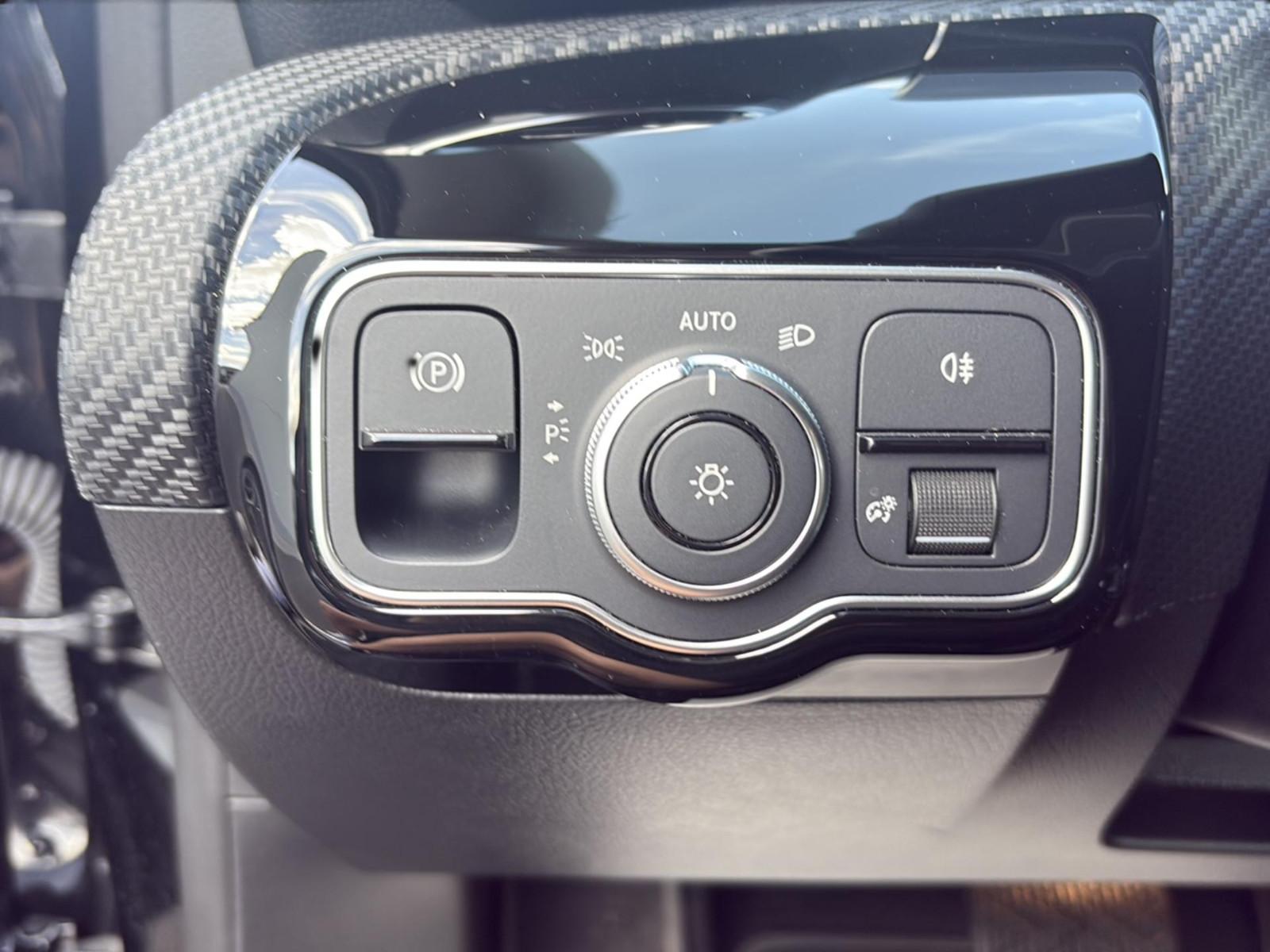 Mercedes-Benz A-Class d Kamera*LED*Navi*DAB*MBUX*TeilLeder*1Hand, миниатюра 23