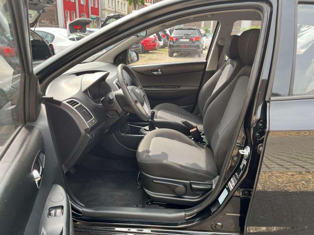 Hyundai i20 FIFA World Cup Edition
