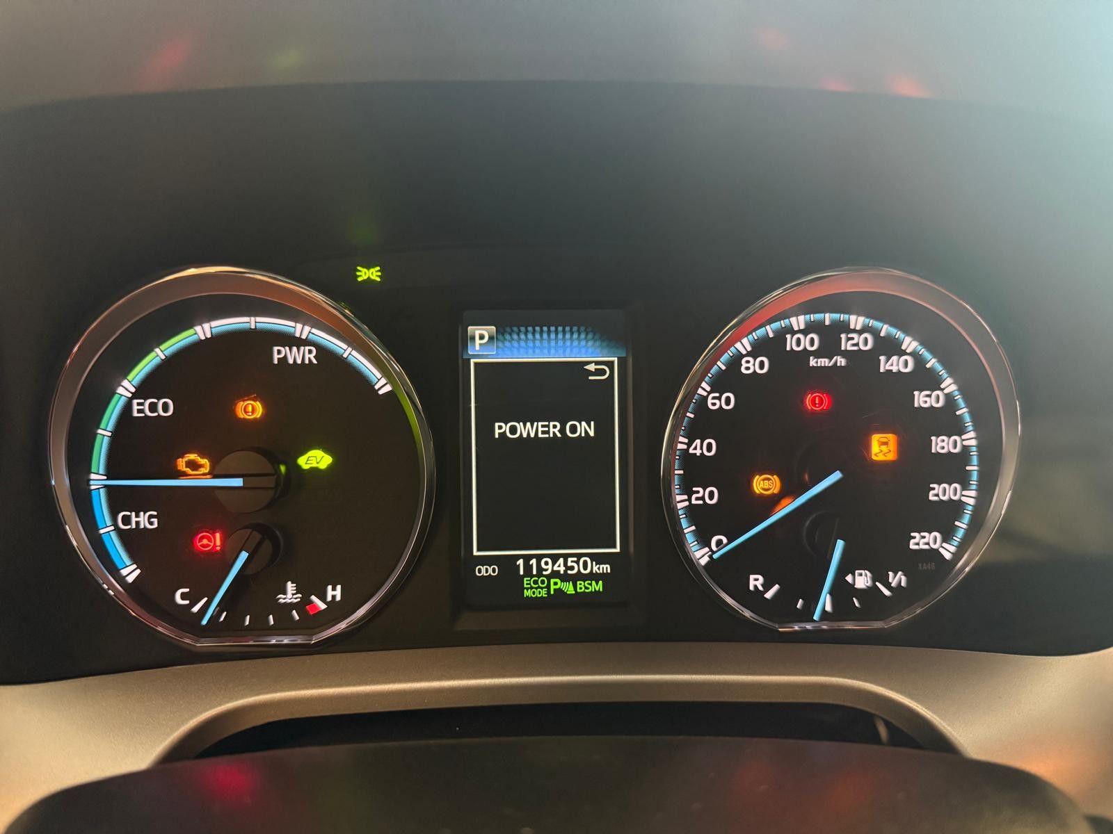 Fahrzeugabbildung Toyota RAV 4 RAV4 Hybrid Edition/ 1.HAND/AHK/KAMERA/LED