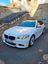 BMW 520d M Pachet / Head UP / Panorama / ACC