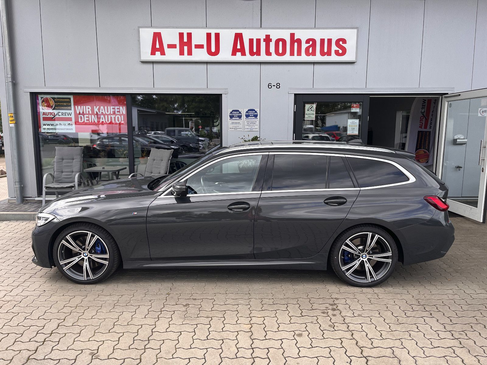 Fahrzeugabbildung BMW BMW Touring 330 D M-Line Sport AUT/Dach