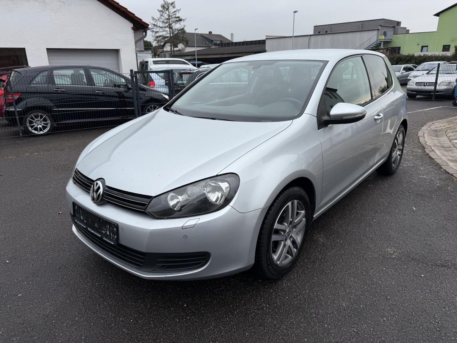 Volkswagen Golf VI Comfortline 1.6*mit AHK*