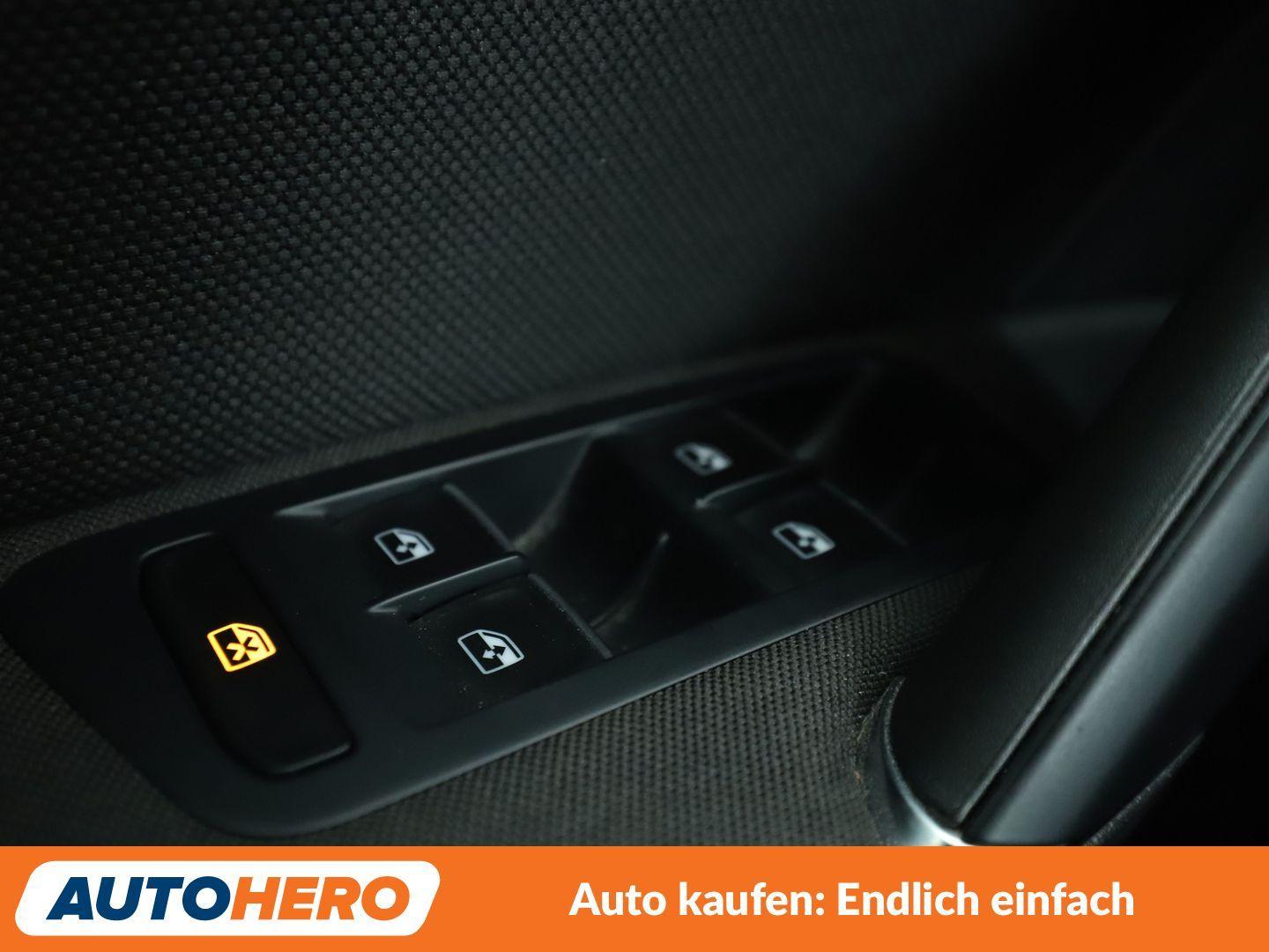 Volkswagen Golf VII 2.0 TSI GTI BMT Aut.*NAVI*LED*ACC*SPUR*