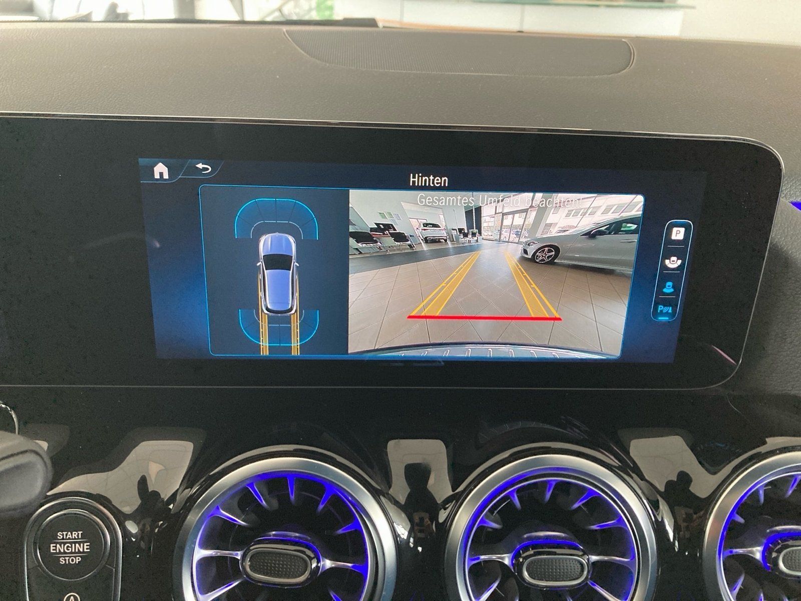 Fahrzeugabbildung Mercedes-Benz GLA 35 4M AMG Premium*Pano*Night*19"*Multibeam*