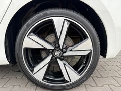 Fahrzeugabbildung Seat Ibiza 1.0 TSI FR BEATS *LED*TEMP*SHZ*DAB+