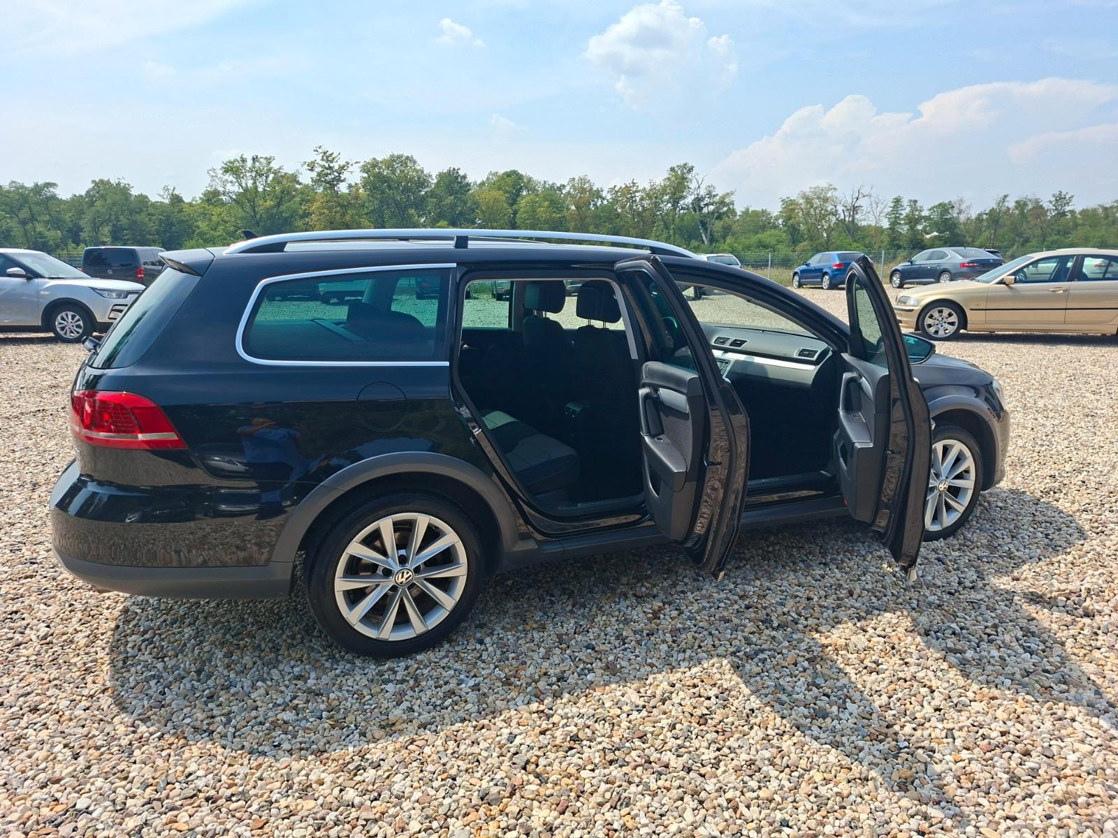 Volkswagen Passat Alltrack 2013 — photo 30