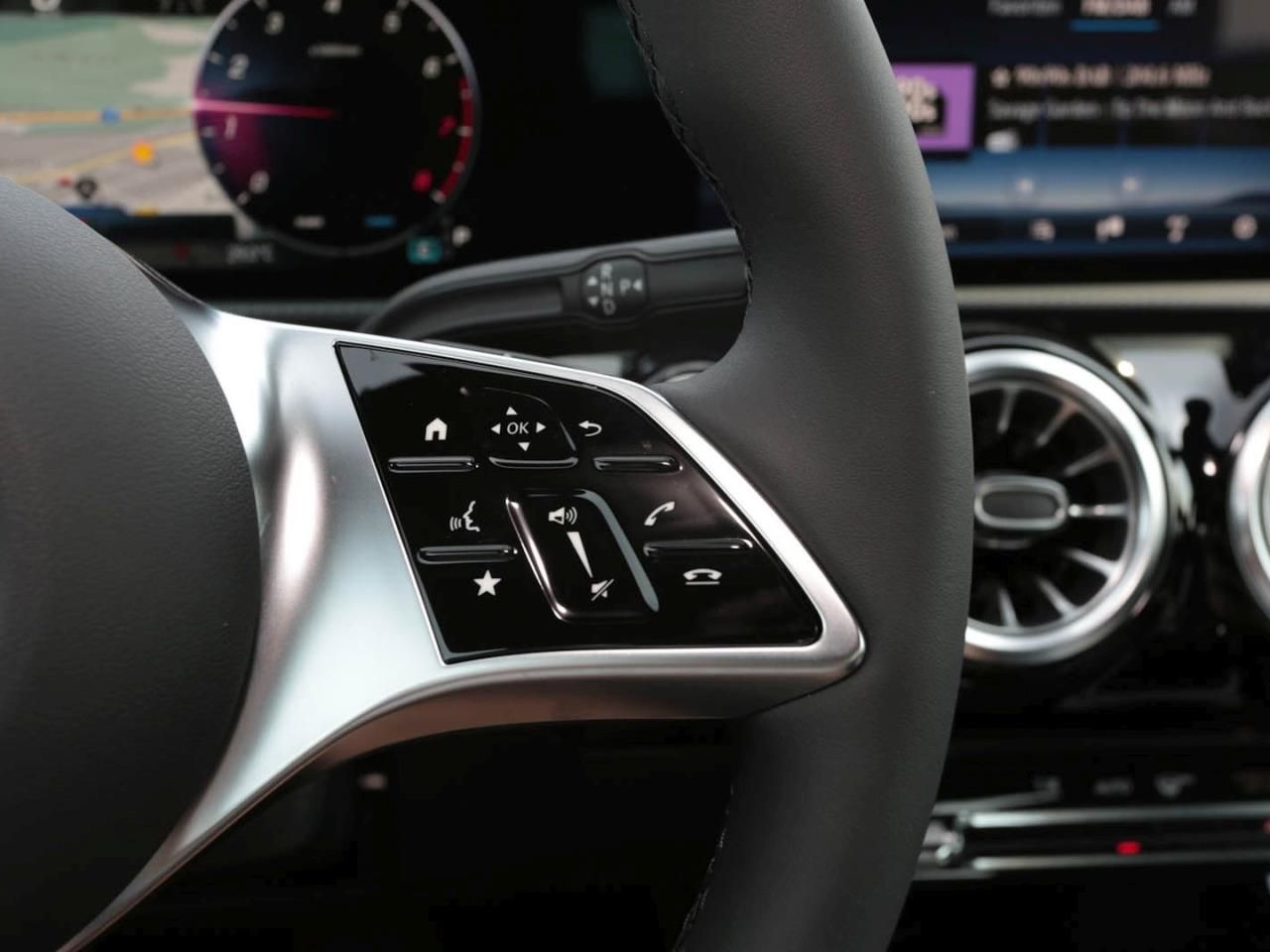 Mercedes-Benz A 200 Progressive Distronic Kamera Totwinkel foto 10