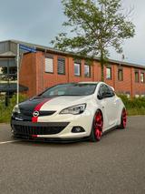Opel Astra GTC 1.6 Turbo 210PS TÜV-Neu viele Umbauten - Opel Astra: Weiß, Gtc