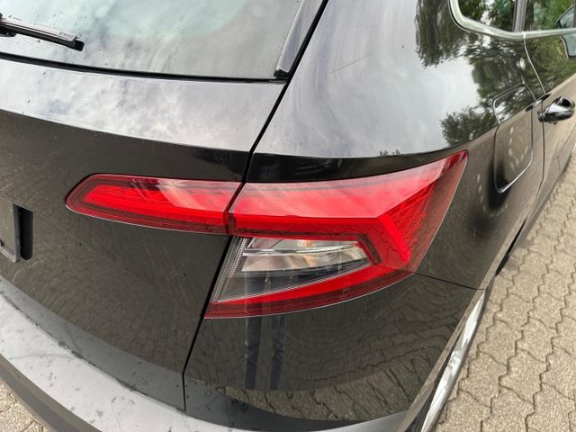 Karoq 1.5 TSI Drive 125 DSG LED Navi Sitzheizung