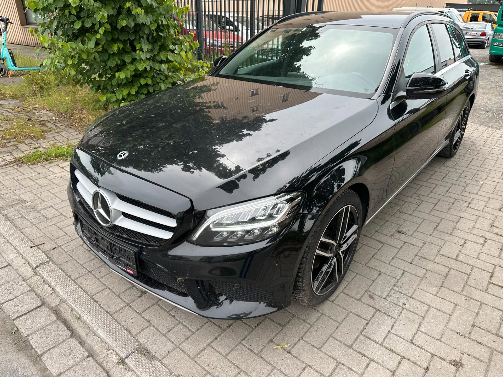 Mercedes-Benz C 200 D AUTOMATIK AHK LED